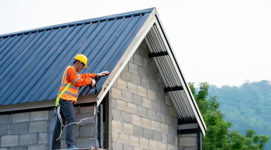 Professional residential roofers in Avilla, IN